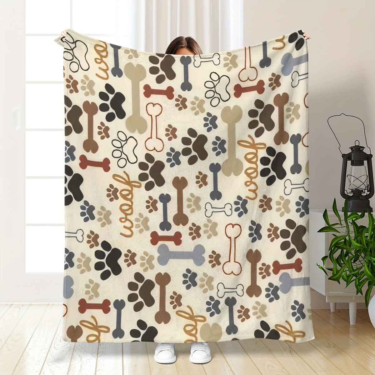 Outdoor Camping Dog Bed - 강아지 발 모양과 뼈 모양이 그려진
