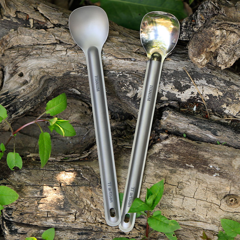 Tiartisan 순수 티타늄 칼 붙이 초경량 롱 핸들 - Outdoor Camping Dining Set 리뷰 및 가격